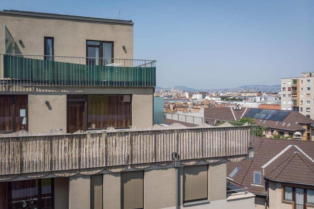 Crvn3 #Freeparking Budapeste Exterior foto